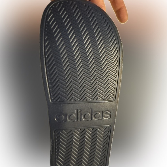 NWT size 13 Adidas adilette shower Dark Blue Slides with White Stripes - Picture 4 of 5